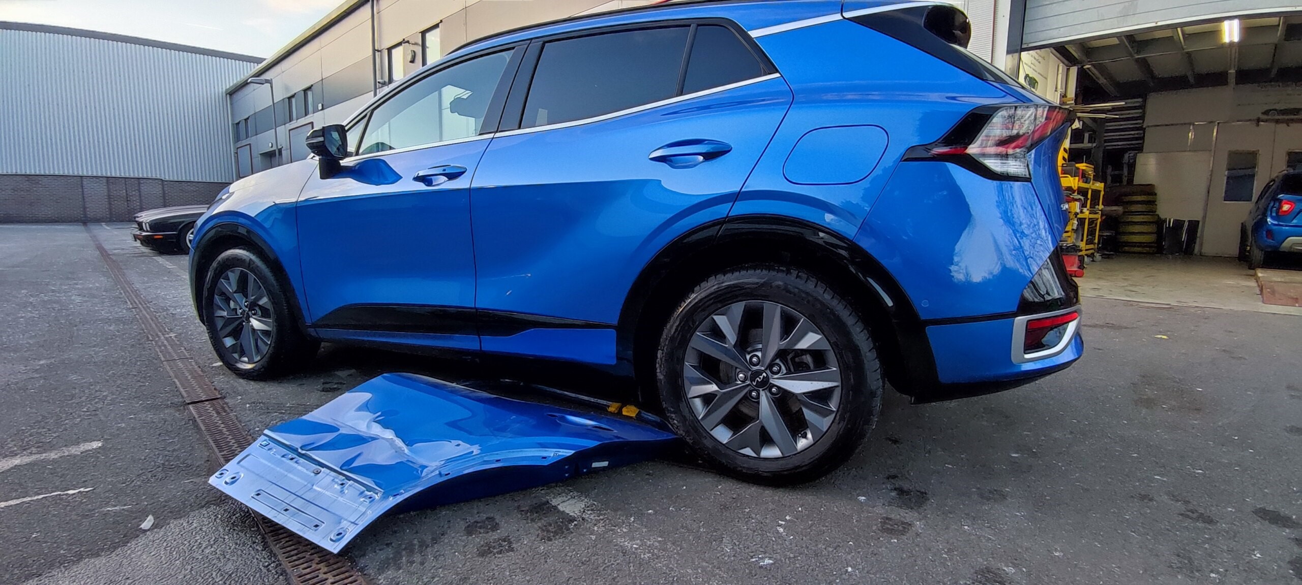 KIA SPORTAGE ACCIDENT DAMAGE MAIDSTONE CAR BODYSHOP