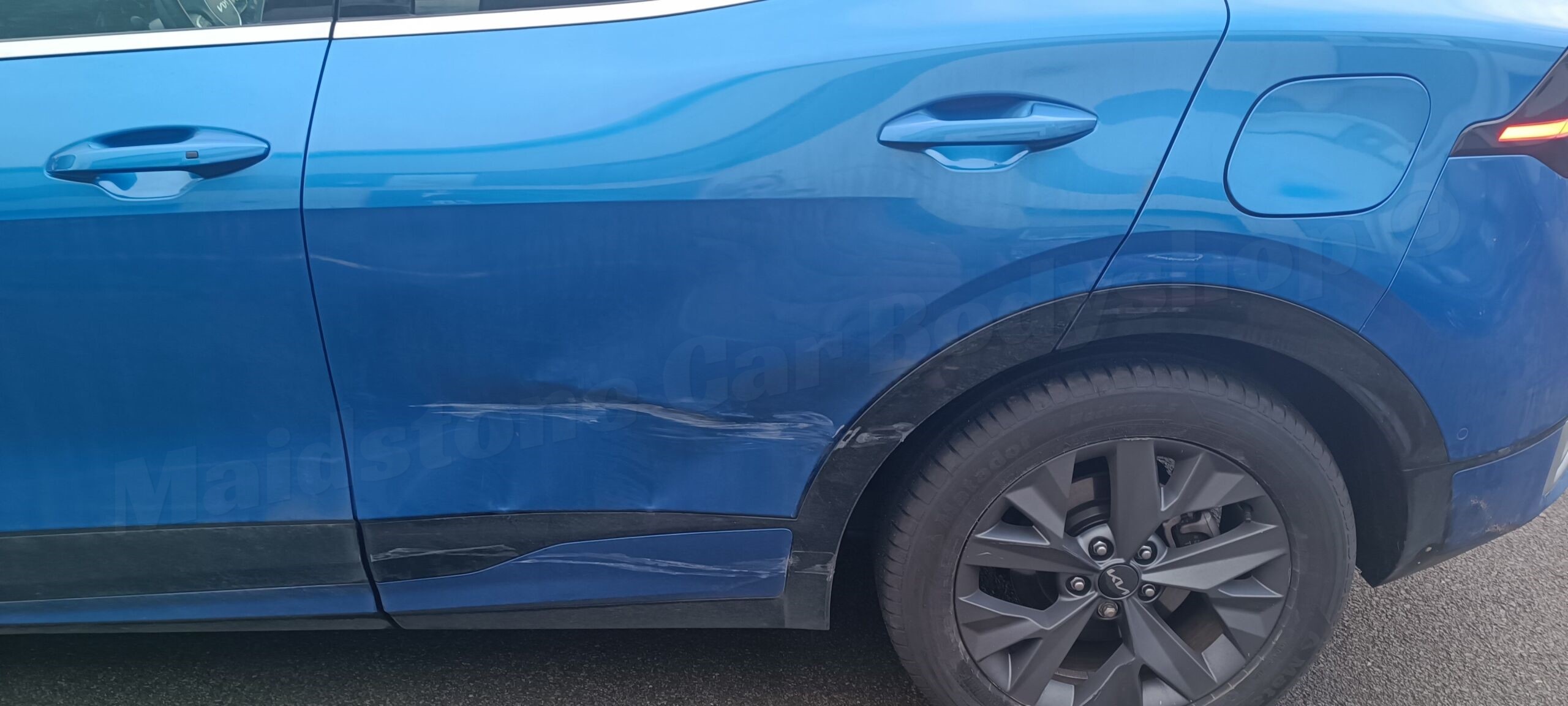 KIA SPORTAGE ACCIDENT DAMAGED MAIDSTONE CAR BODYSHOP wm